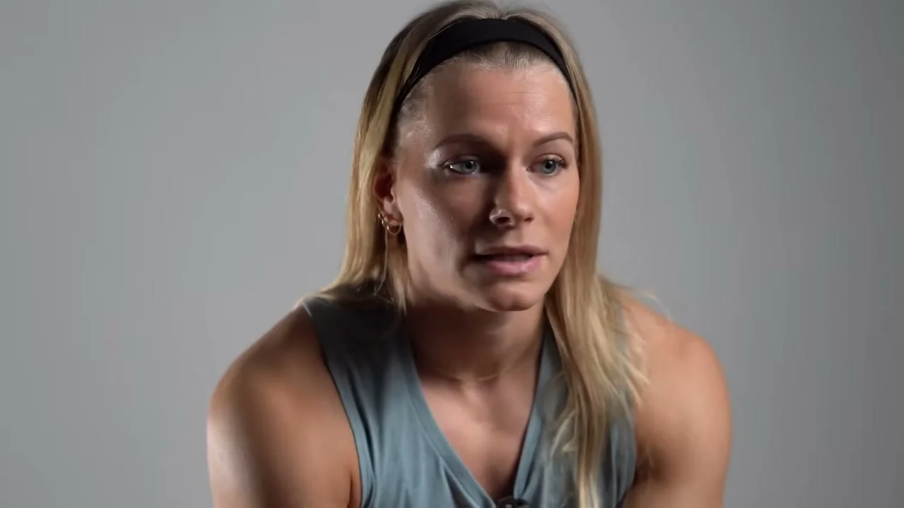 Malin Malle Jansson reflecting on her calisthenics career journey