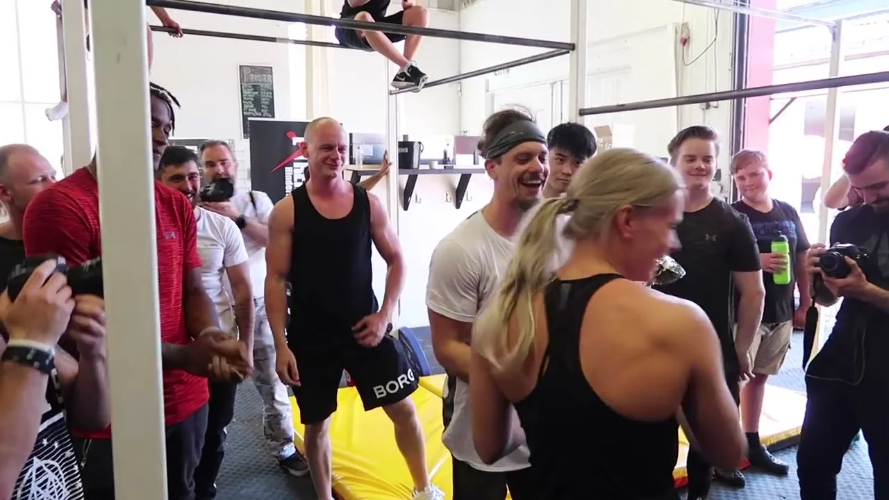 Calisthenics athletes training together during a gym session after the Swedish Street Workout Championship